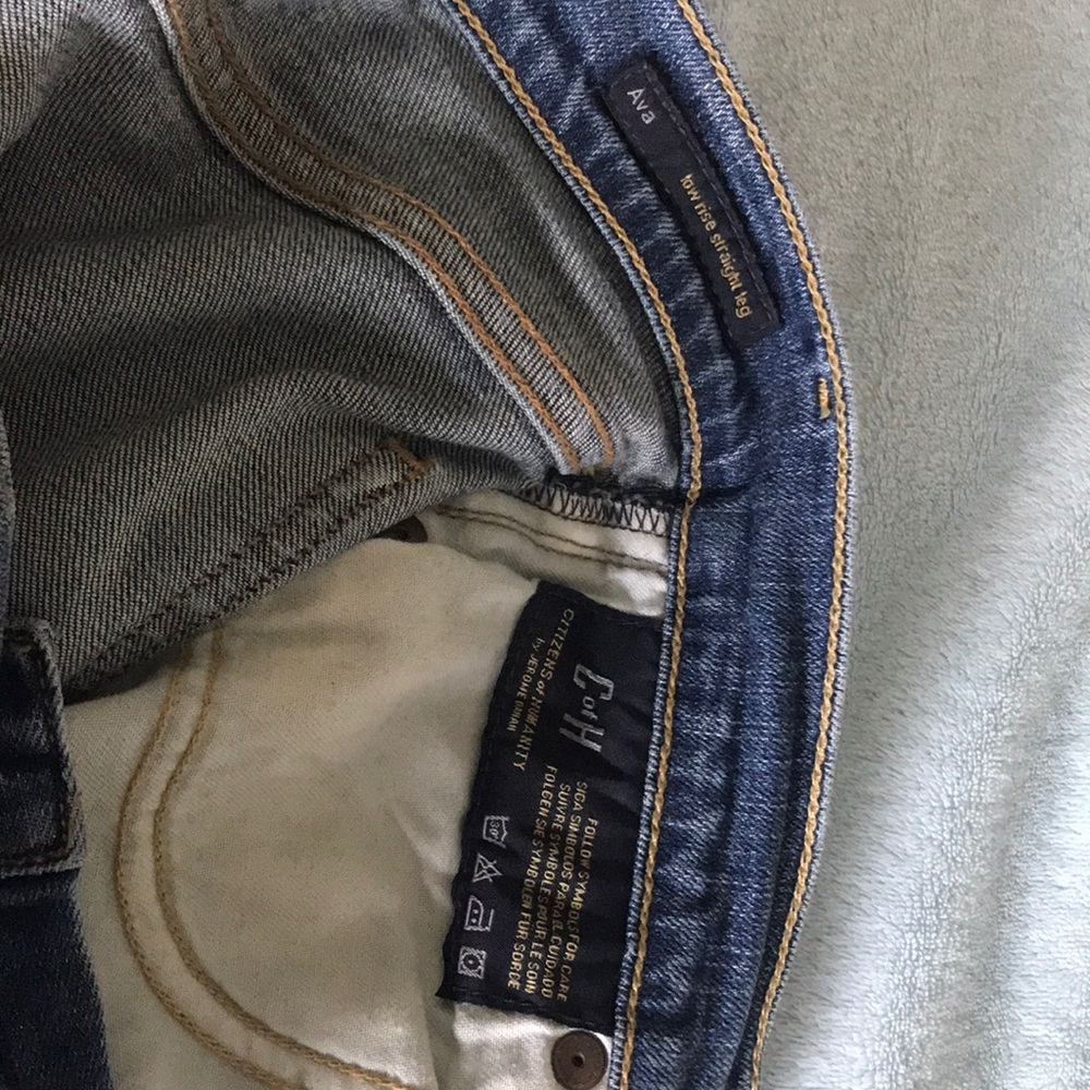 Jeans - Picture 8 of 11
